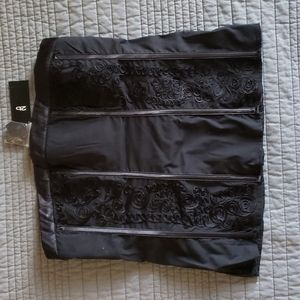 NWT 2b bebe Corrset  (S)